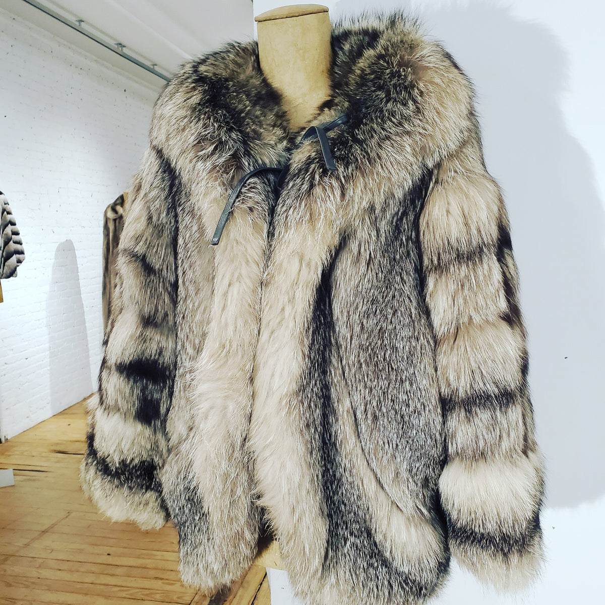 FOX – Penthouse Furs